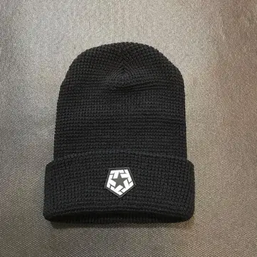 TRIBAL streetwear T-STAR Knit Beanie