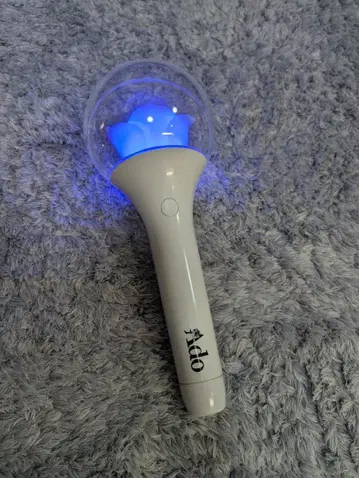 Ado 카무파넬라 로즈 응원봉