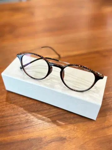 JINS 블루라이트 차단 안경