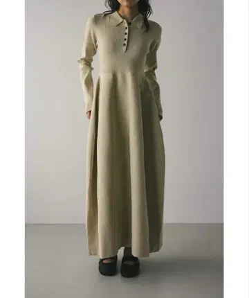 STYLEMIXER 폼 폴로 니트 원피스 M 사이즈 라이트 베이지