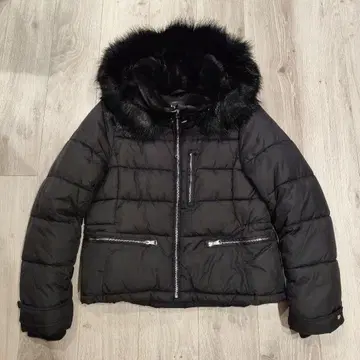 [ 미사용 ] ZARA 다운 자켓 퍼 포함 블랙