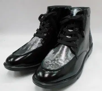 하트 라벨 에나멜 숏부츠 블랙 23.5cm 3E