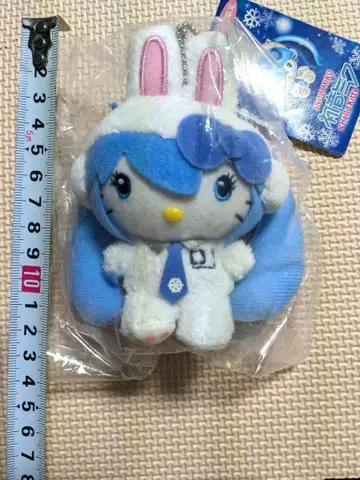 유키 미쿠 하츠네 미쿠 헬로키티 봉제 인형 백참 마스코트 홋카이도