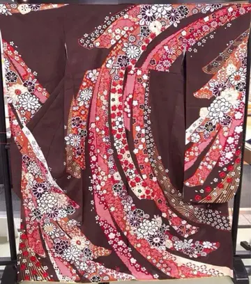 약간의 하자가 있음 순수 실크 후리소데 재단 완료 리메이크