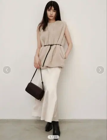 [ 택 포함 미사용 새상품 ] 프레이 아이디 새틴 내로우 스커트