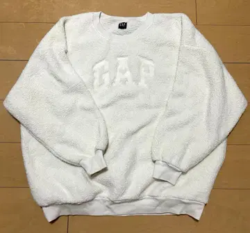 GAP 보아 맨투맨 화이트 하트