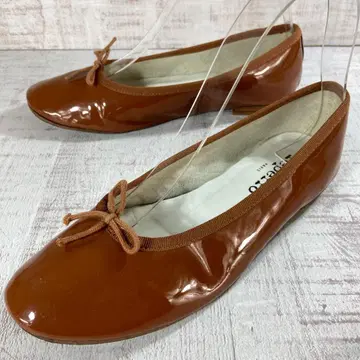 레페토 브라운 리본 포함 플랫슈즈 에나멜 37 사이즈 24cm