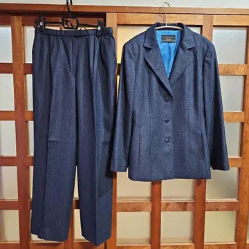 [레리안 13호] 새상품급 수트 자켓과 팬츠