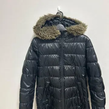 블랙 다운 자켓 후드 부착