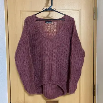 어반 리서치 모헤어 V넥 니트