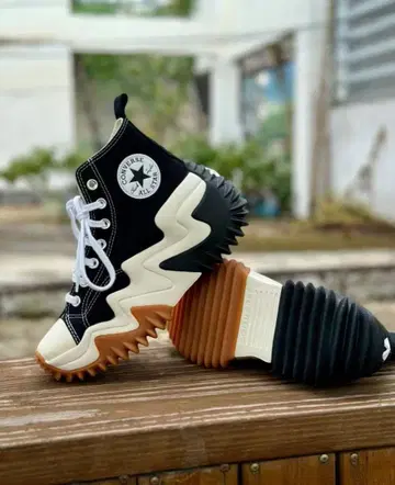 [ 미사용 새상품 한정판 ] 란스터 모션 하이컷 26.5Cm