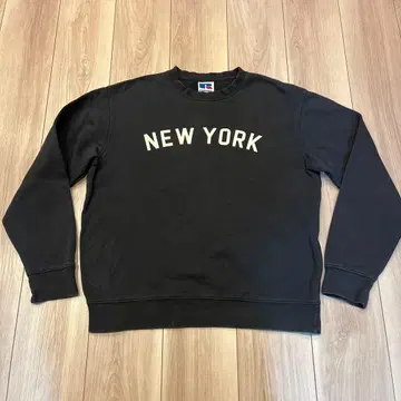 [ 새상품급 ] Russell NEW YORK 맨투맨 블랙