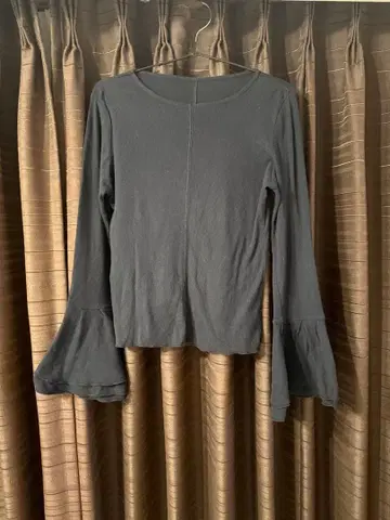 sea room lynn 플레어 소매 긴팔 상의