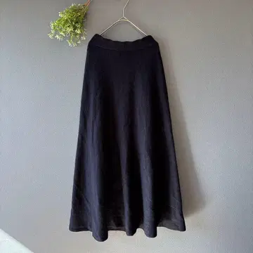 써니 레이블 [F] 고급 내추럴 매끄러운 터치 니트 롱 플레어 스커트