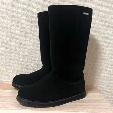 컨디션 최상 거의 미사용 EMU 어그 부츠 블랙 24cm 방수
