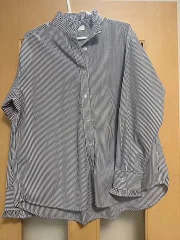 스트라이프 프릴 긴팔 셔츠