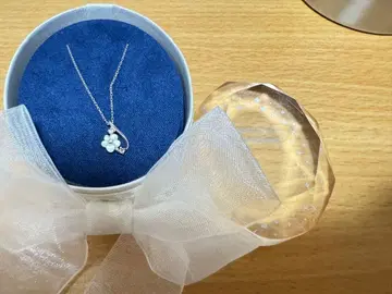 사만사 티아라 꽃 모티브 목걸이