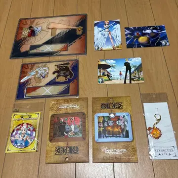 원피스 아크릴 스탠드, 페이퍼 시어터, 캔뱃지, 키링 세트