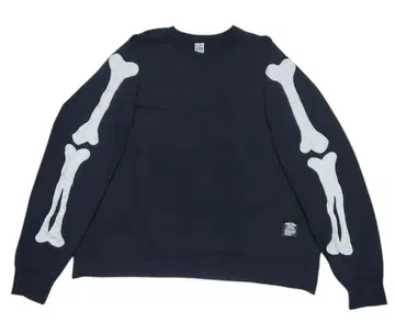 챌린저 본 맨투맨 트레이닝복