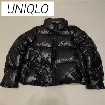 유니클로 울트라 라이트 다운 샤이니 볼륨 자켓 블랙