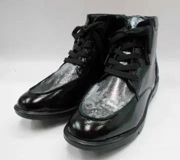 하트라벨 에나멜 숏부츠 블랙 24.5cm 3E