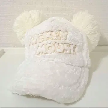 미키마우스 귀 달린 퍼 모자