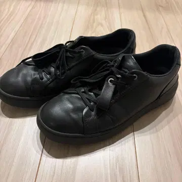 블랙 가죽 신발 캐주얼