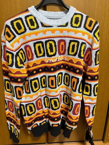 tcss(criticalslide) 인기 브랜드 패턴 니트!