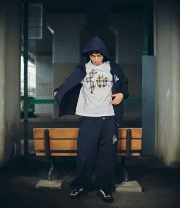 SGFabric Paste Tee(White) Special guest