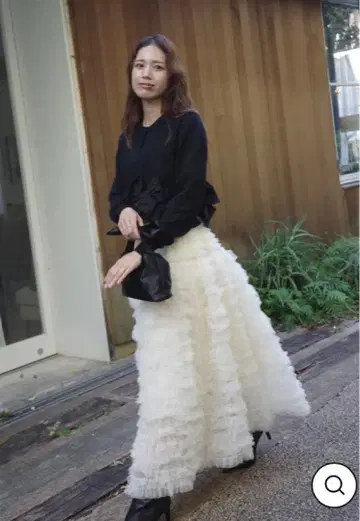 Frene 헴 리본 디자인 숏 가디건 + 휘핑 튤 캉캉 스커트