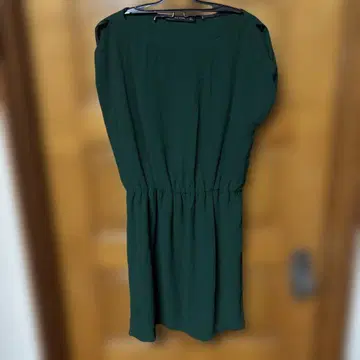 ZARA WOMAN 그린 무릎 기장 원피스 L