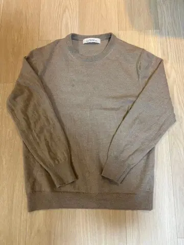 유나이티드 애로우 울 100% 브라운 크루넥 스웨터