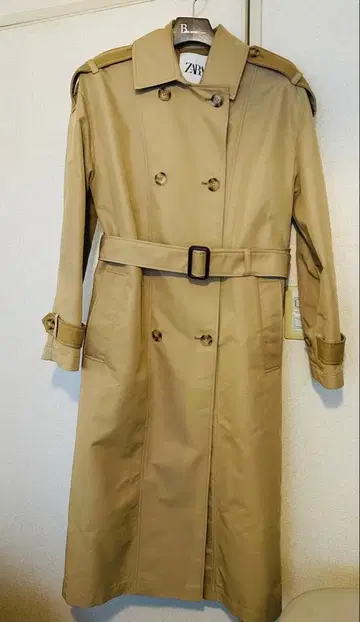 ZARA 트렌치코트