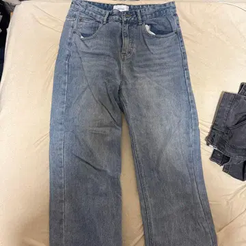 WEST BOY 라이트 블루 데님 스트레이트 팬츠