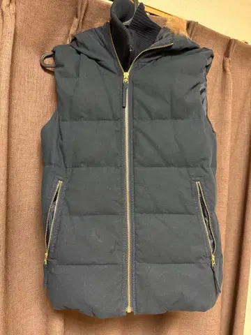 플라스테 PLST 후드 부착 다운 베스트 네이비