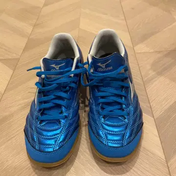 미즈노 모나르시다 풋살화 메탈릭 파랑 25cm