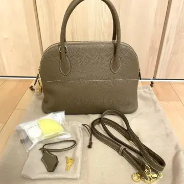 [ 새상품급 ] 4U 프리미엄 천연 가죽 부가티 백