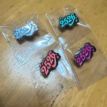 카운트다운 재팬 2526 가챠 핀 배지