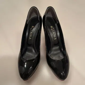 D.iana 블랙 하이힐