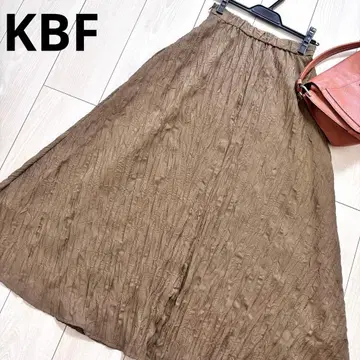 KBF 새상품급 링크 새틴 스커트 브라운 롱 스커트 플레어 브라운
