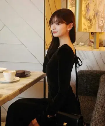 HOLIDAY&HOLIDAY 백 오픈 벨로아 원피스 즉시 발송 가능