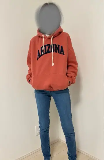 XOXO 로고 후드티