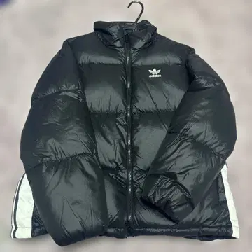 아디다스 다운