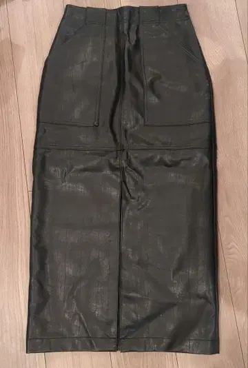 PUBLIC TOKYO 블랙 합성 피혁 타이트 스커트 새상품 택 포함