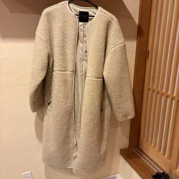 N.O.R.C 보아 코트 아이보리