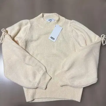 AZUL 아이보리 니트 터틀넥 프릴 니트 스웨터