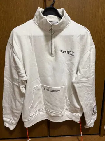 LEGENDABLOOM 자수 하프 지퍼