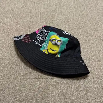 새상품급 USJ 파크 방문자 한정품 미니언 리버서블 버킷햇