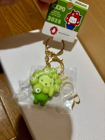 최애 컬러 포차코 미야쿠미야쿠 산리오 만박 키링