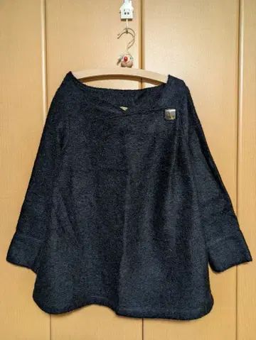 카약 미사용 새상품 스웨터